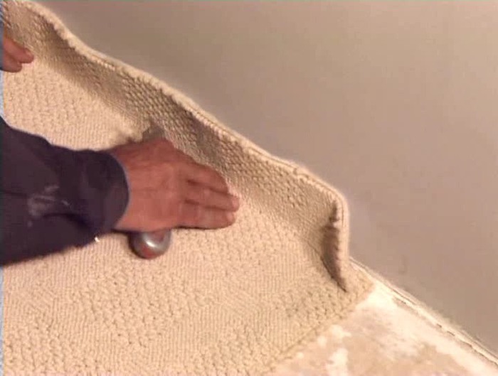 Укладка коврового покрытия